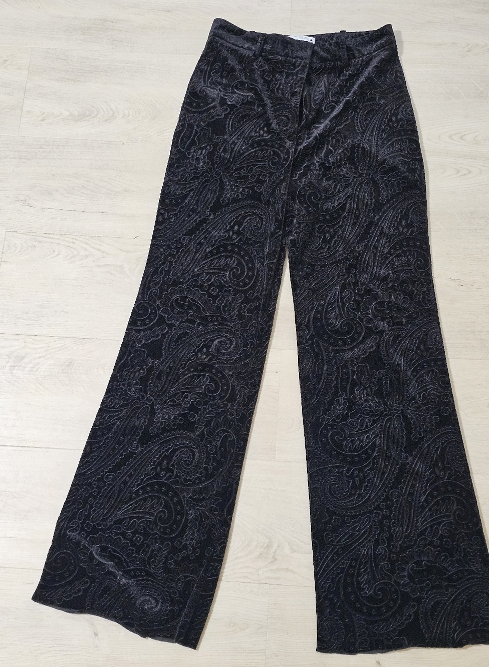 Zara Women's Velvet Paisley Pants - Black